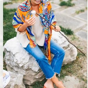 Large Tuckernuck scarf/wrap